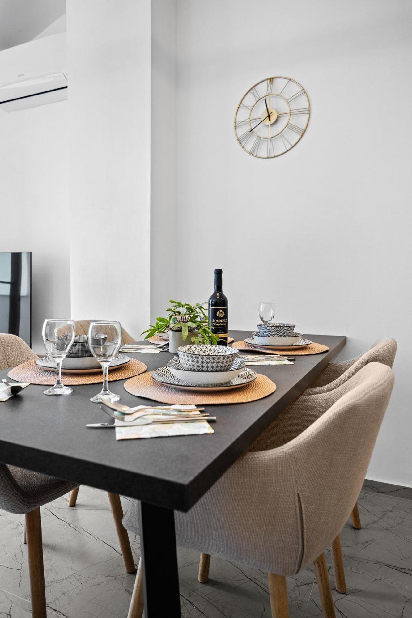 Apartment Nenad - Amazing Sea View ! Only 500 Meters From The Beach ! Fazana Luaran gambar